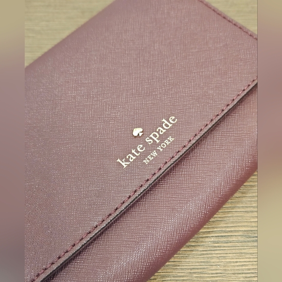 Kate Spade Burgundy Crossbody Bag - Like New - Picture 2 of 13
